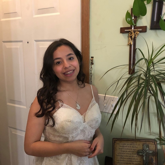 Meet your Posher, Paulina - Picture 1 of 1